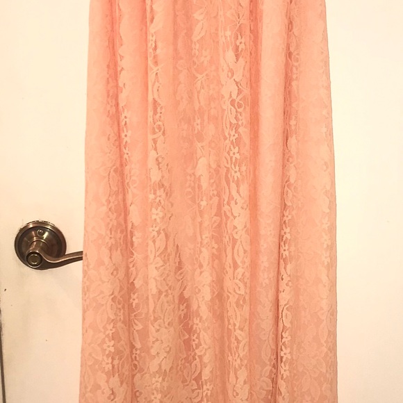 ๐Host Pick๐ JustVH Lace Off the Shoulder Gown. - Picture 3 of 11